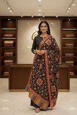 The Amritsar Store Womens Extra Fine Wool ,Kalamkari Handcrafted Shawl in Black