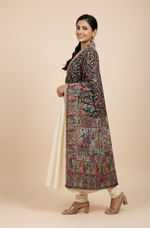 “The Amritsar Store Heritage Kani Stole – Vibrant Mughal-Inspired Story Weave (Women)”