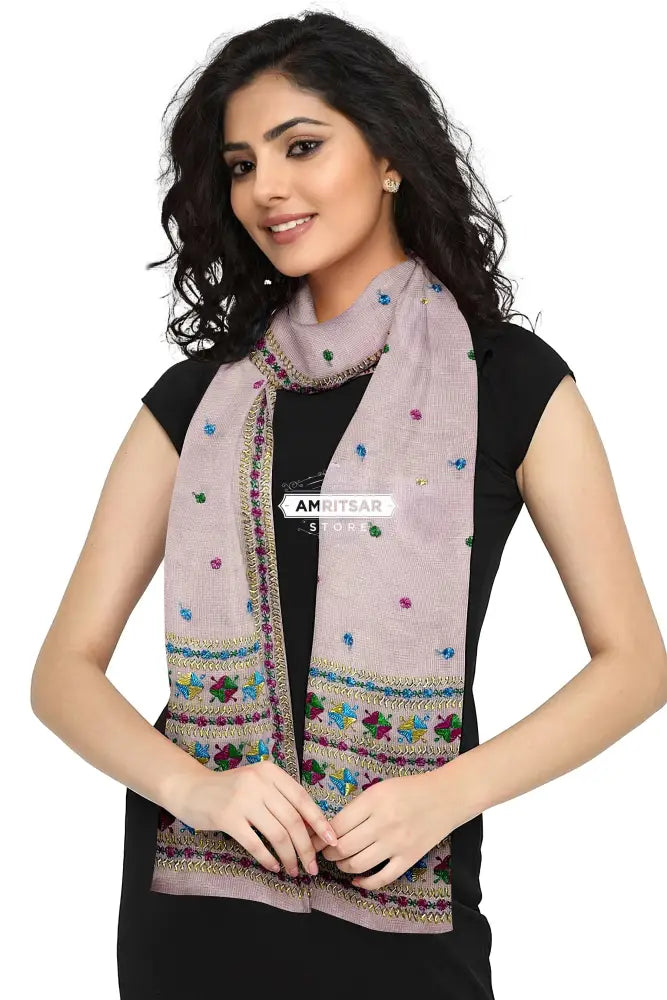 Pink Hand Embroidered Phulkari Dupatta – Traditional Punjabi Elegance Phulkari