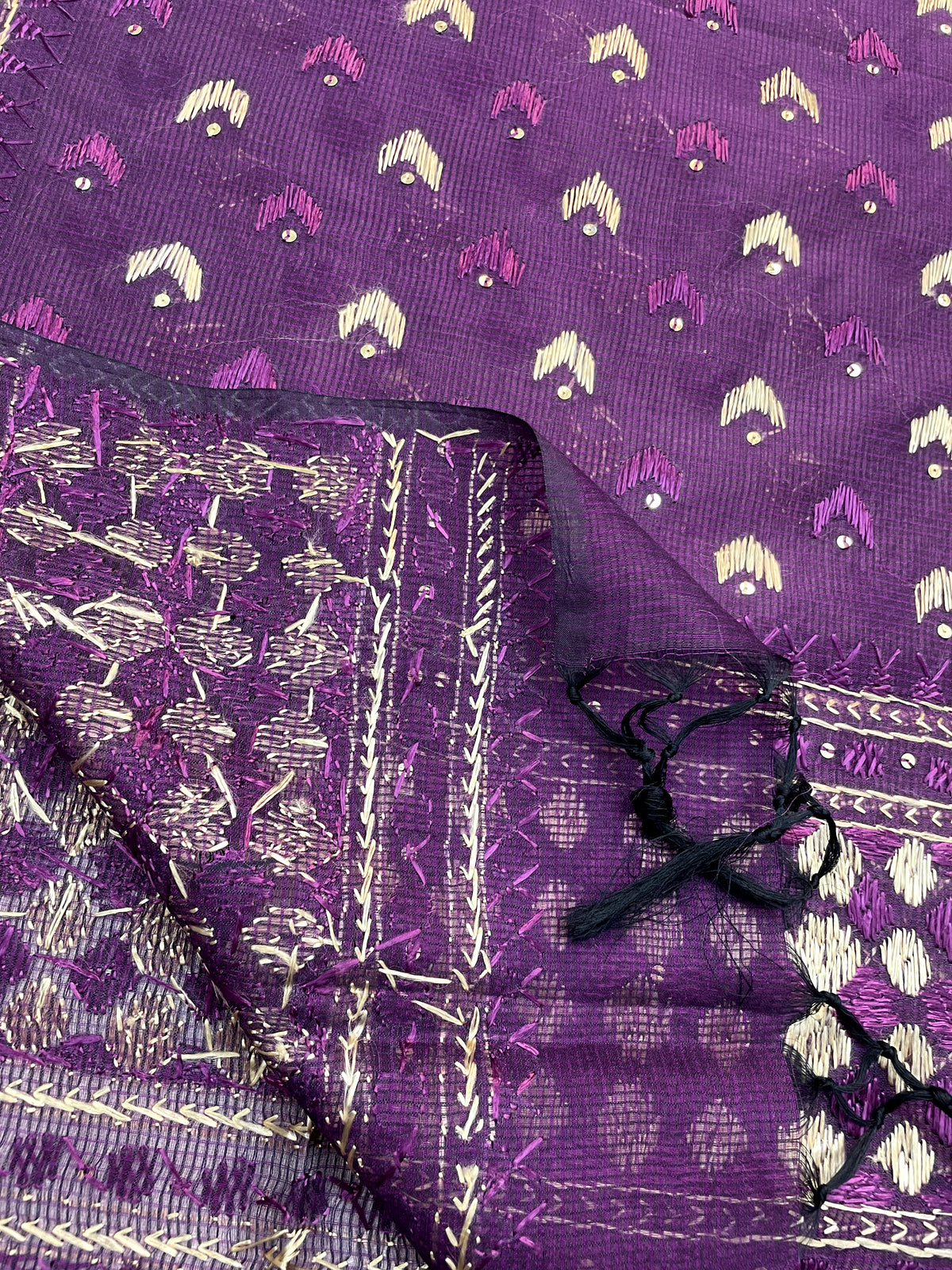 Hand embroidered purple Phulkari dupatta for women with traditional Punjabi embroidery, elegant ethnic wrap featuring detailed artisan threadwork by The Amritsar Store