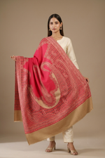 Women's Kashmiri Jamawar shawl offering luxurious warmth with timeless woven craftsmanship and elegant traditional style by The Amritsar Store.