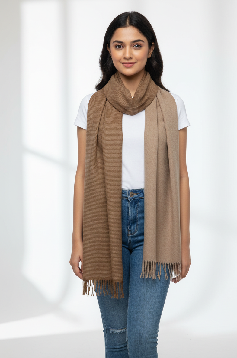 Elegant Camel Brown Two-Tone Winter Scarf – Soft Cozy Wrap with Fringed Edges