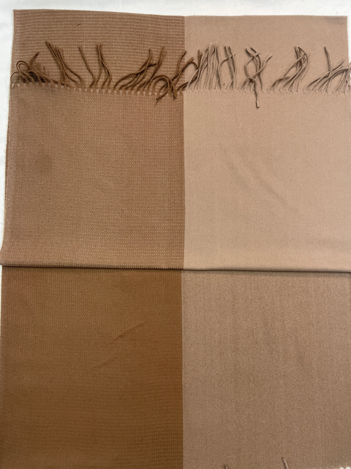 Elegant Camel Brown Two-Tone Winter Scarf – Soft Cozy Wrap with Fringed Edges