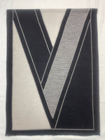 Elegant Two-Tone Scarf with Graphic V Pattern (Reversible)