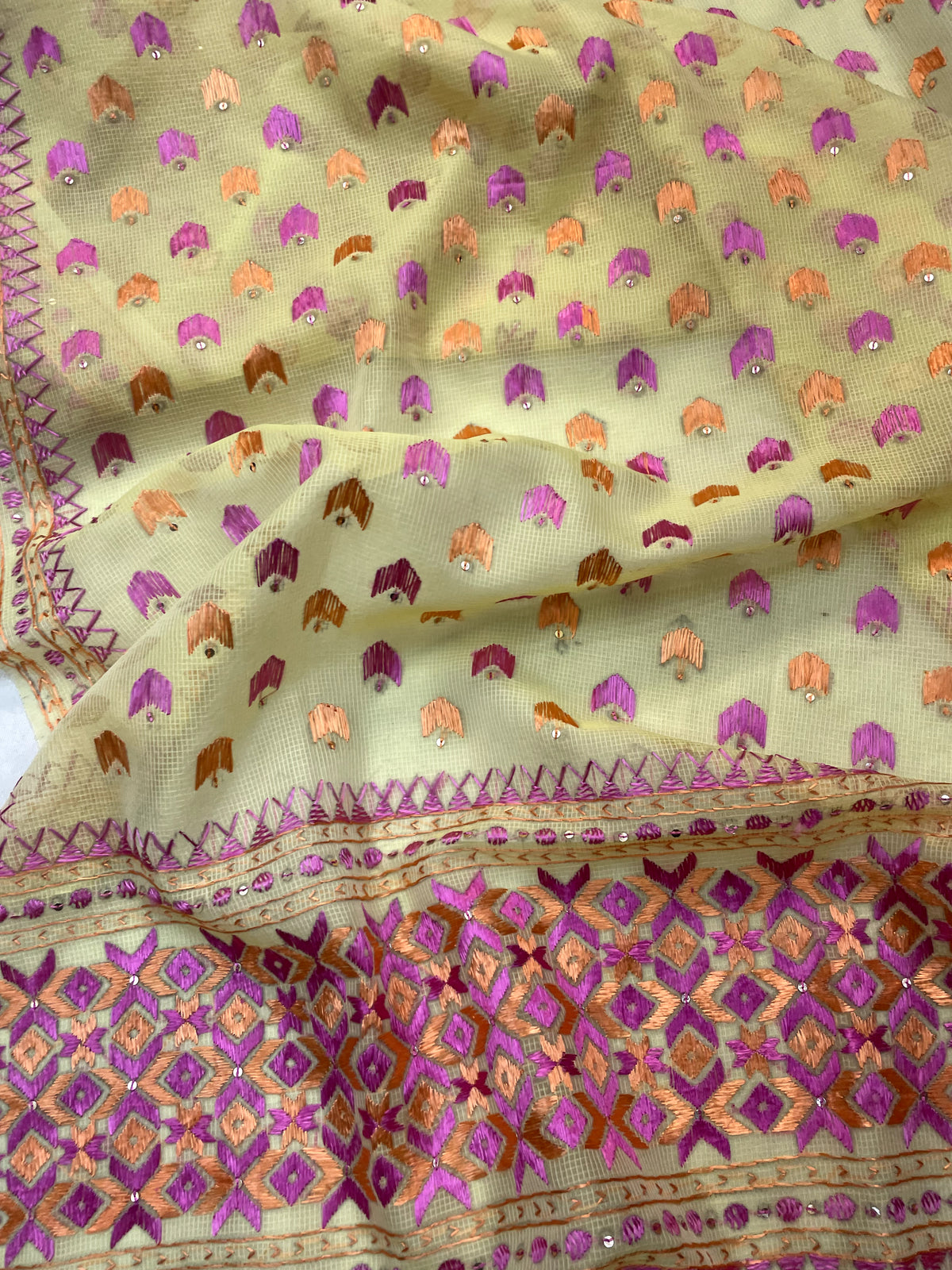 Hand embroidered Phulkari dupatta for women by The Amritsar Store 