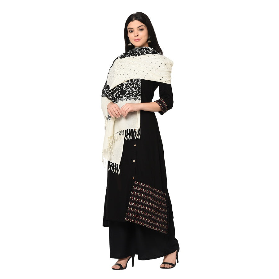 Mesmerizing Hues White & Black Aesthetically Designed From Kashmir Pure Wool Shawl - The Amritsar Store