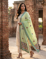 The Amritsar Store Phulkari Dupatta – Hand Embroidered with Magenta Thread on Elegant Fabric
