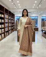 "The Amritsar Store Fine Wool Jaal Weave Shawl – Intricate Paisley Design