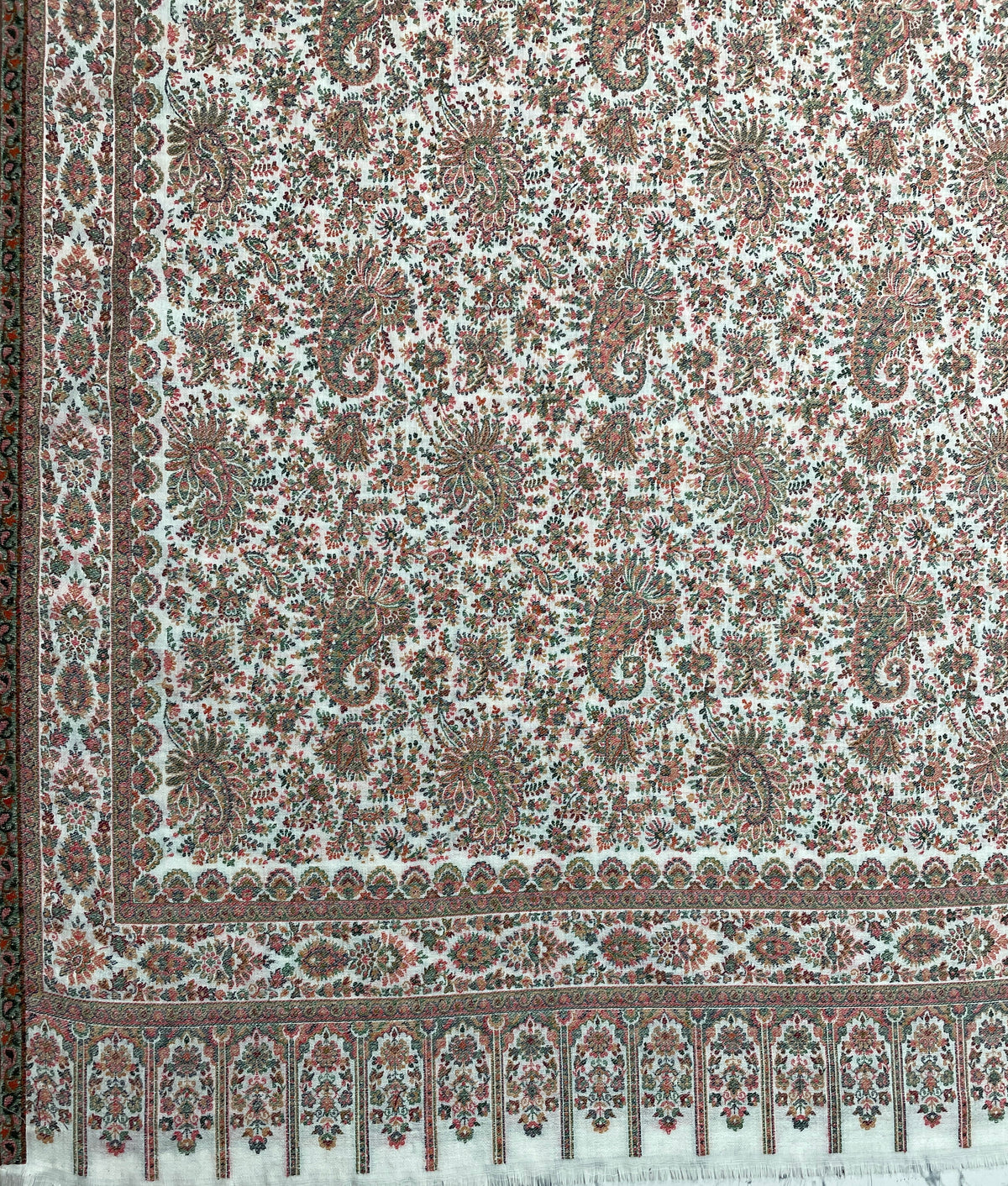 "The Amritsar Store Men's Fine Wool Kani Shawl with Intricate Paisley Pattern – Soft and Luxurious Winter Wear"