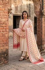 “Orange and pink hand embroidered Phulkari dupatta for women by The Amritsar Store featuring traditional Punjabi embroidery craftsmanship.”