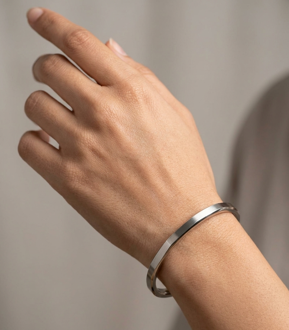 Punjabi Ladies Kada in stainless steel with plain 0.1 inch thickness, customizable elegant bangle by The Amritsar Store for daily and traditional wear.