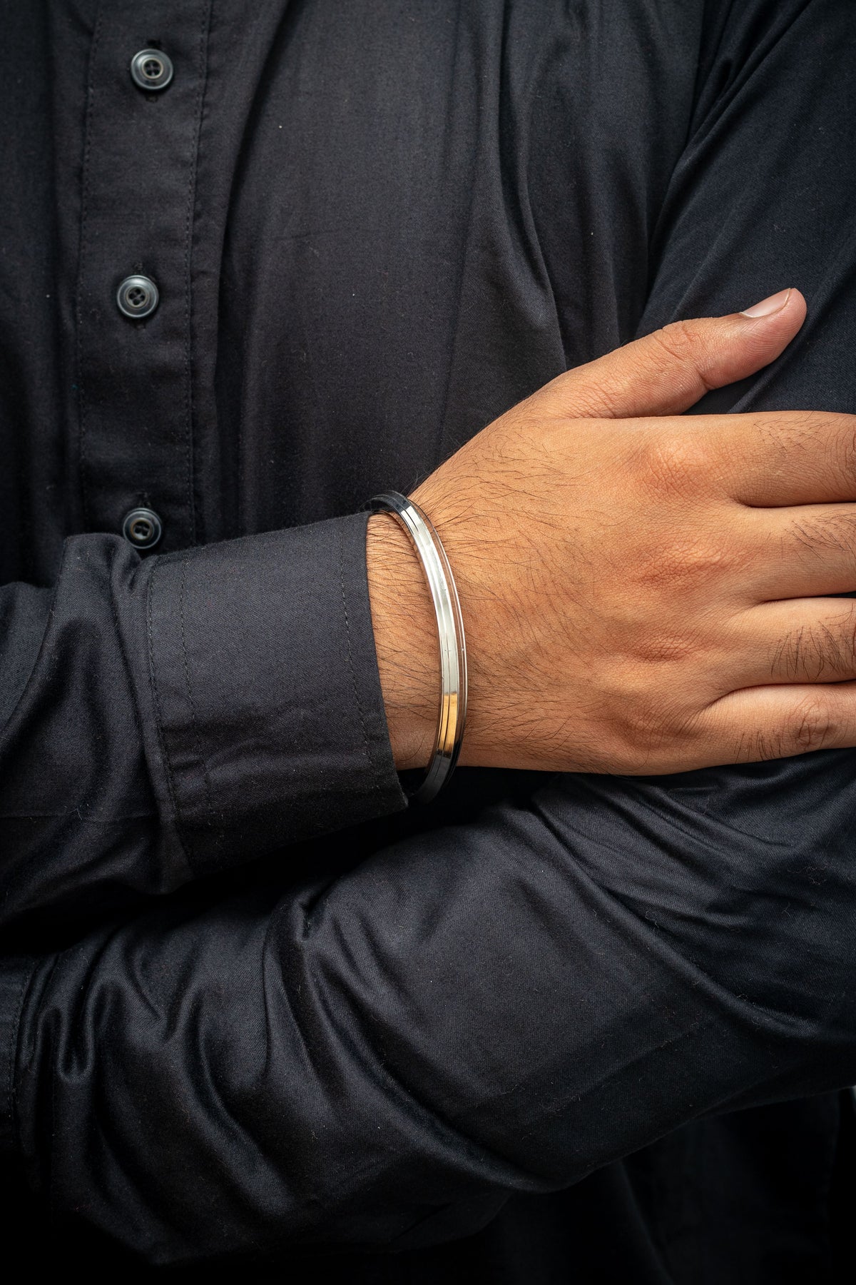 Stainless Steel Punjabi Kada with Edges, 0.1" and 0.2" thickness options, durable polished finish by The Amritsar Store