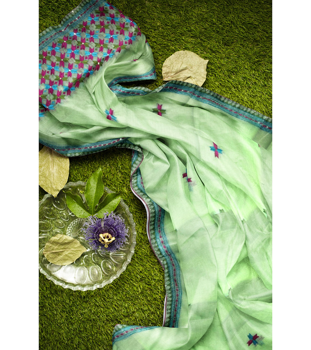 “Parrot Green Phulkari Dupatta with Hand Embroidered Magenta Thread – Traditional Punjabi Stole, Ethnic Indian Party Wear”
