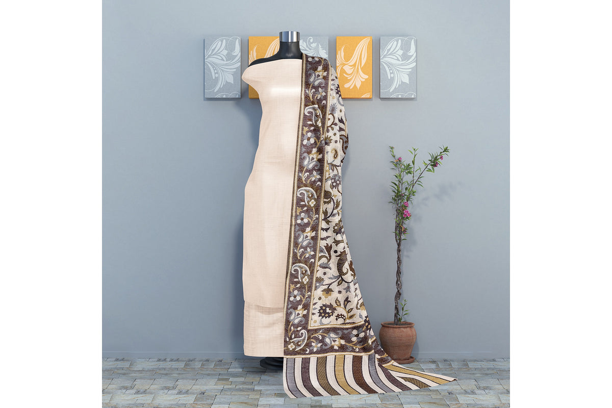 Elegant Off-White Stole with Floral Accents