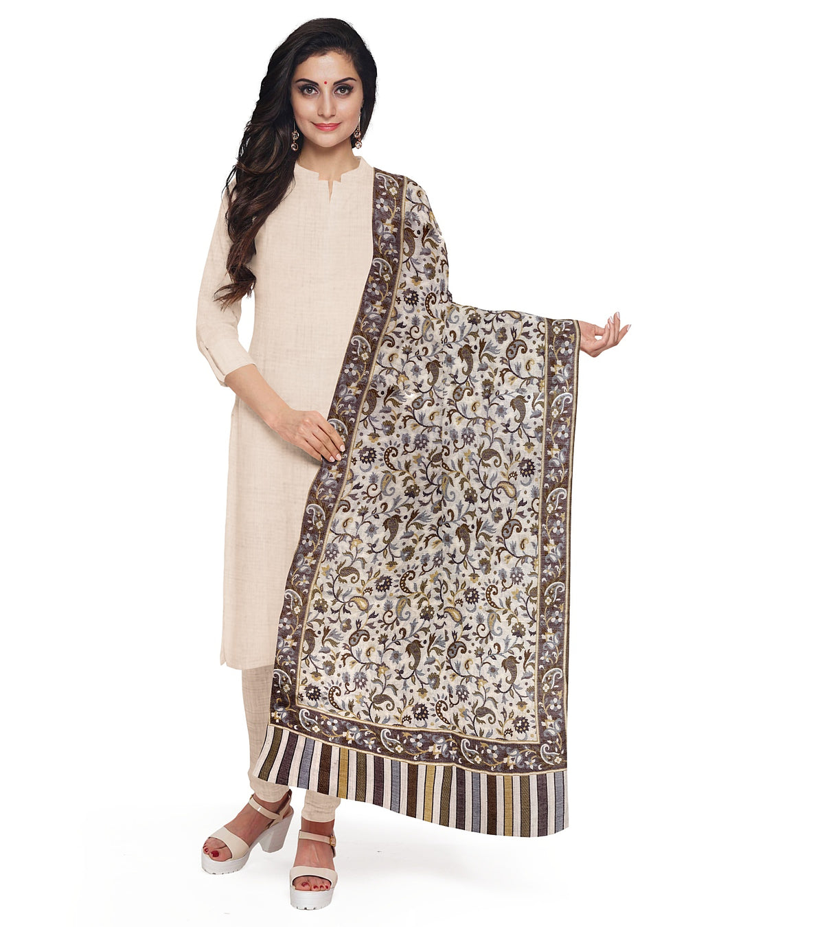 Elegant Off-White Stole with Floral Accents