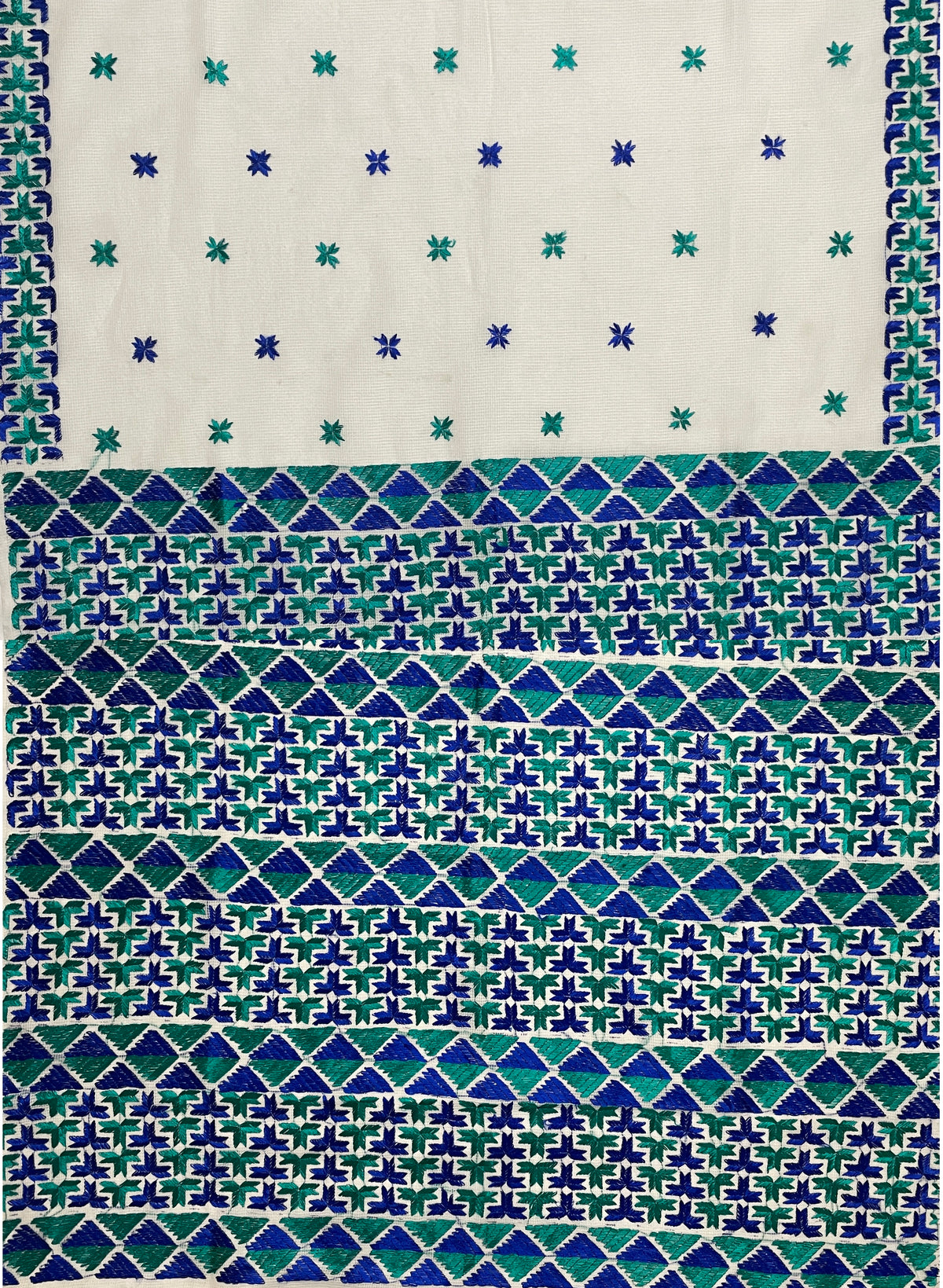 The Amritsar Store Phulkari Saree – Hand Embroidered White Fabric with Elegant Blue Accent